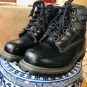 Wrangler waterproof boots